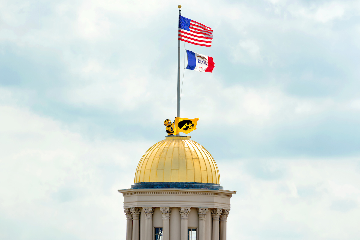 Herky atop Old Capitol