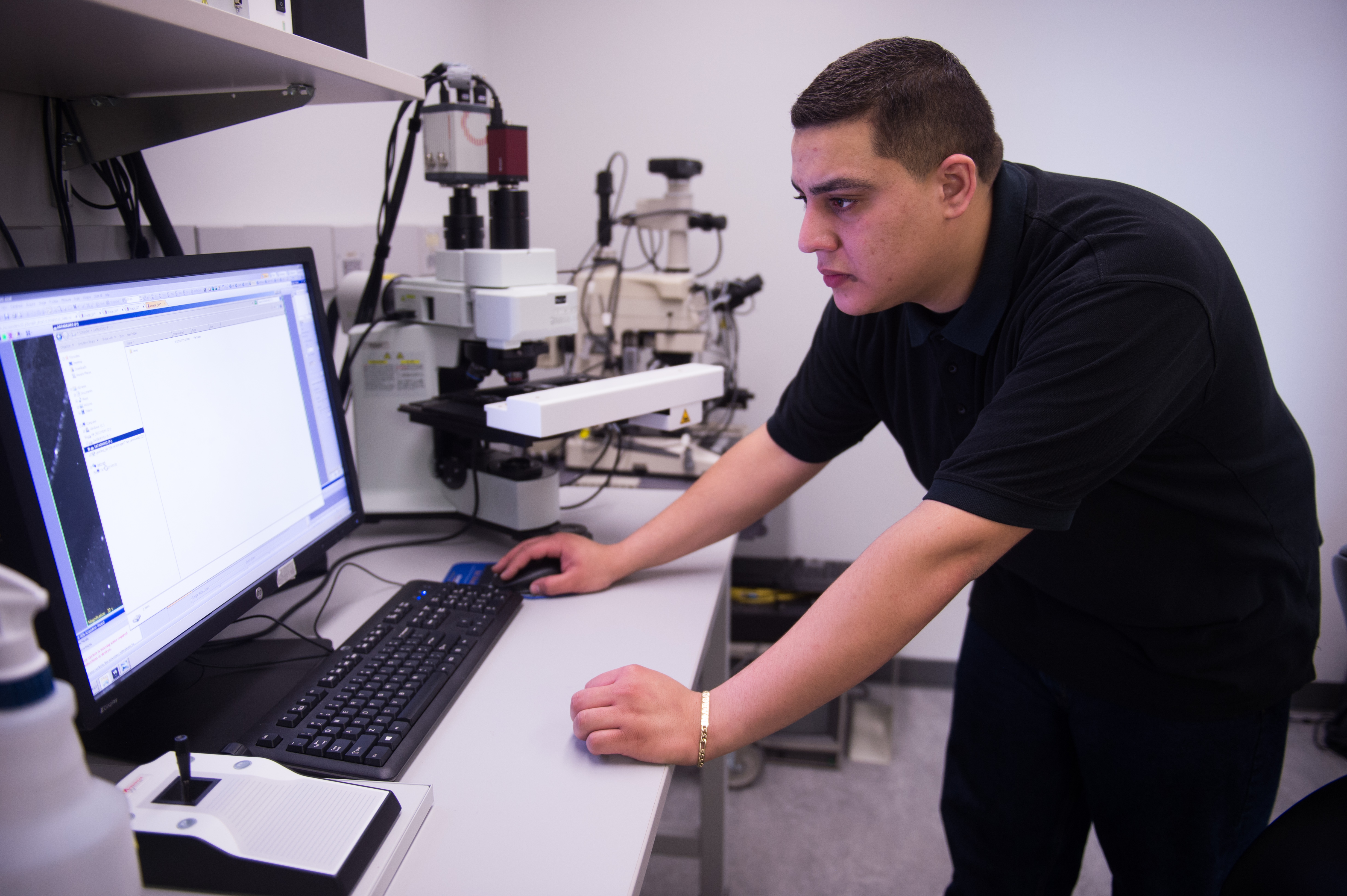 university of iowa student marco nino in the lab