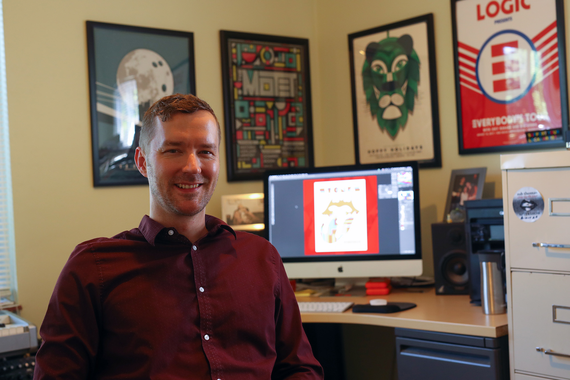 University of Iowa alum Mike Tallman in his studio