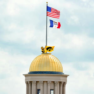 Herky atop Old Capitol