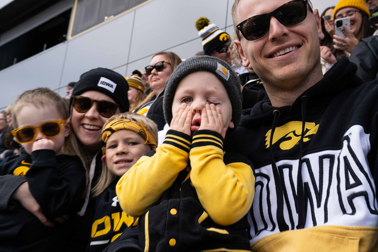 a young fan who appears to be tired