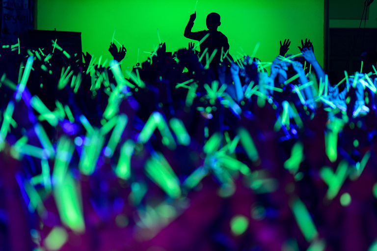 A cancer patient above the crowd