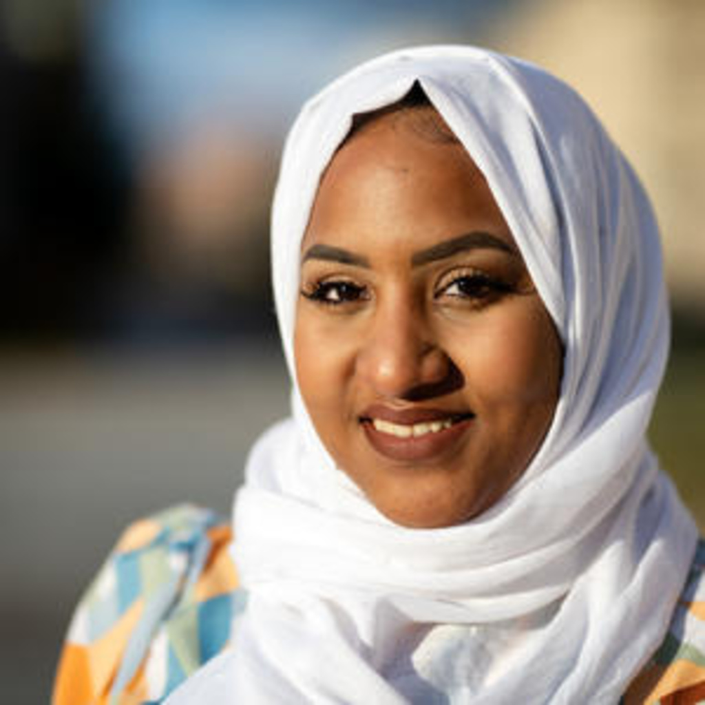 Malaz Aliomer portrait