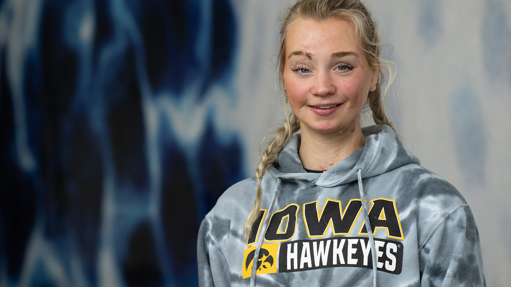 a portrait of UI graduate Maggie McQuillen