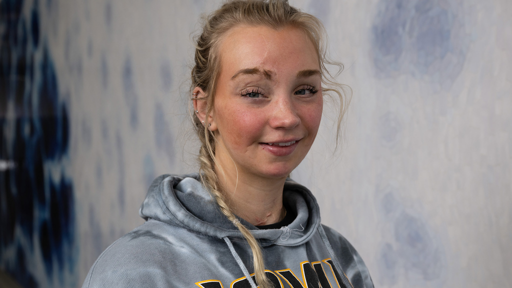 a portrait of UI graduate Maggie McQuillen