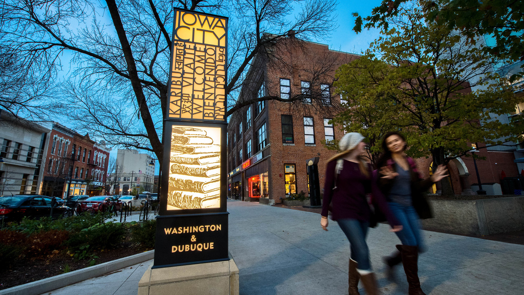 A pillar dedicated to writers