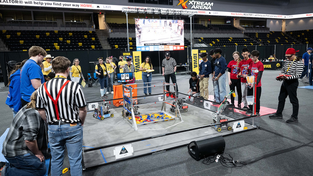 An arena with two different robots inside