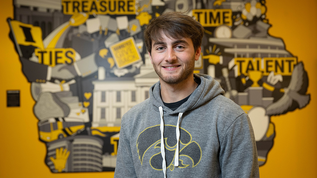 Noah Hermanson will graduate in spring 2025 with a BA in enterprise leadership and interdepartmental studies (health science-multidisciplinary science) on the pre-dental track.