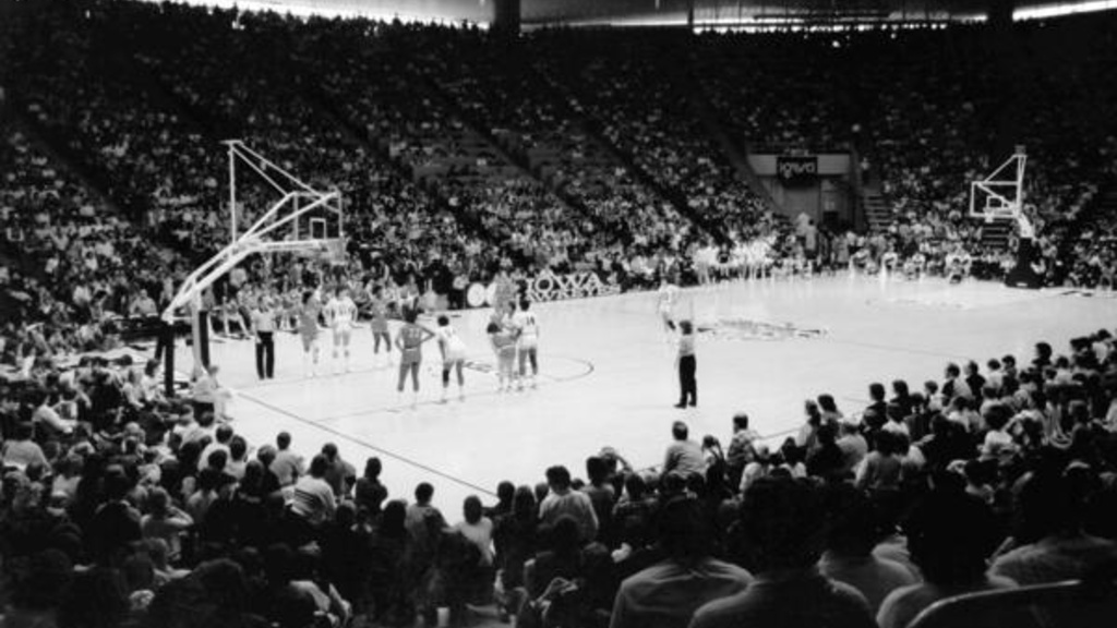 more than 22,000 people attended the iowa-ohio state women's basketball game at carver-hawkeye arena