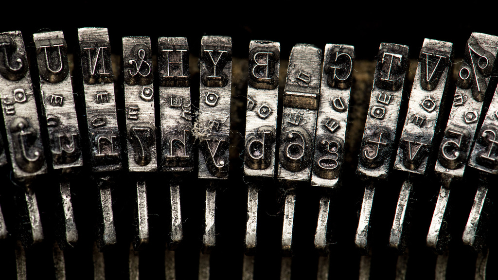 keys on a typewriter
